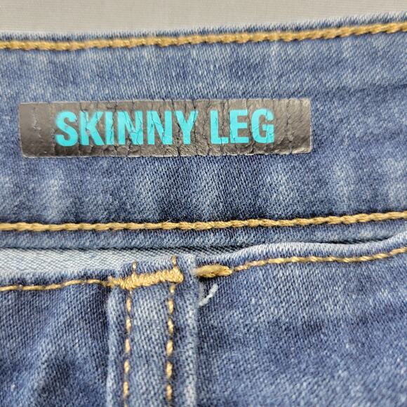 Style & Co Denim Skinny Leg Jeans Womens Size 6 Blue Midrise Medium Wash Stretch - Picture 4 of 13